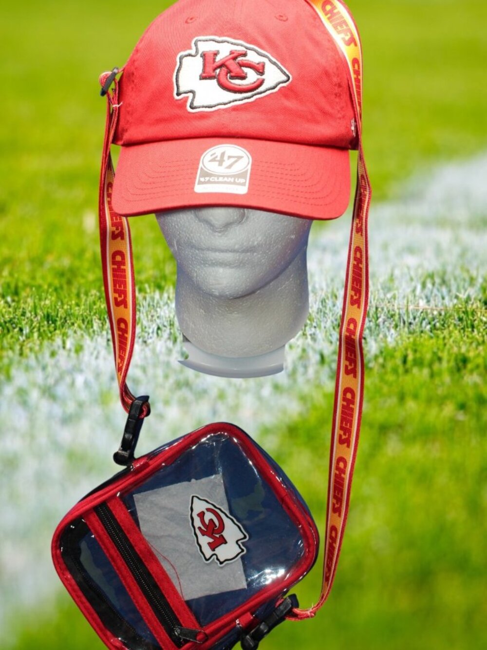 Kansas City Chiefs Team Stripe Clear Crossbody Bag + NWT hat